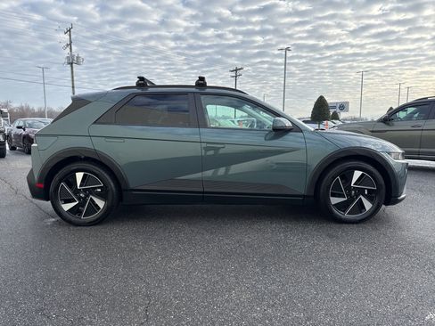 Used 2025 Hyundai Ioniq 5 SEL image 8