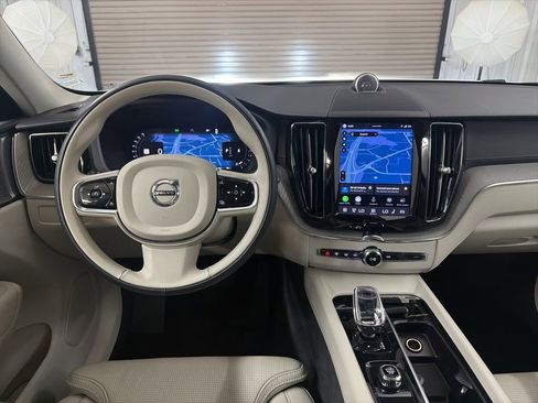 Used 2023 Volvo XC60 B5 Ultimate AWD/4WD image 28