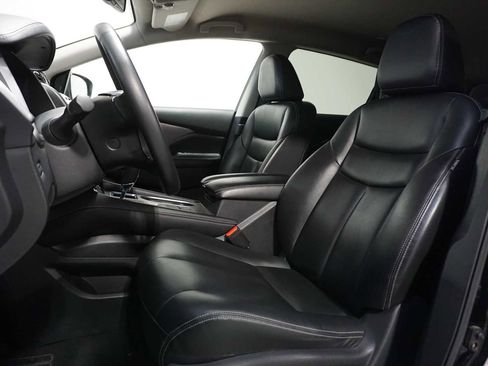 Used 2023 Nissan Murano SV image 13