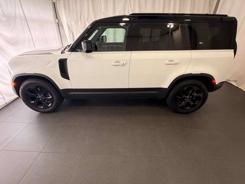 Used 2023 Land Rover Defender 110 S AWD/4WD image 2