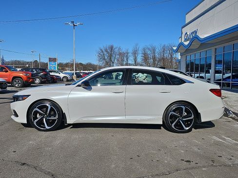 Used 2022 Honda Accord Sport image 7