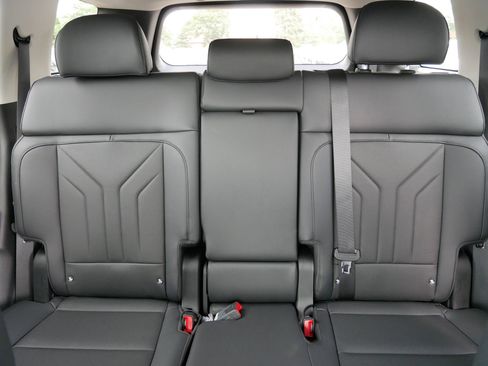 New 2026 Hyundai Santa Fe SEL image 5