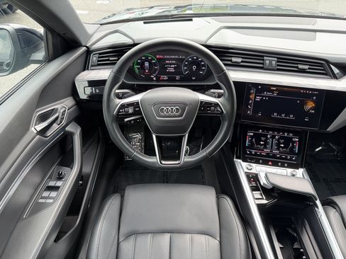 Used 2024 Audi Q8 e-tron Prestige w/ Prestige Package AWD/4WD image 29