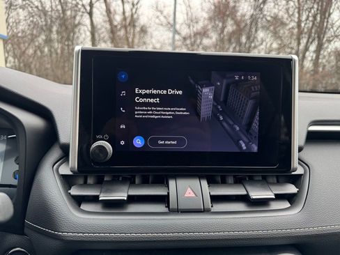 Used 2024 Toyota RAV4 AWD Hybrid image 10