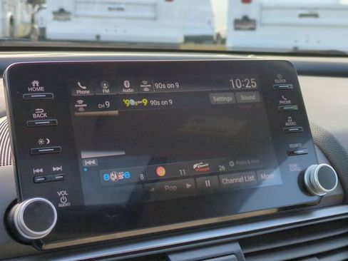 Used 2019 Honda Accord EX-L image 16