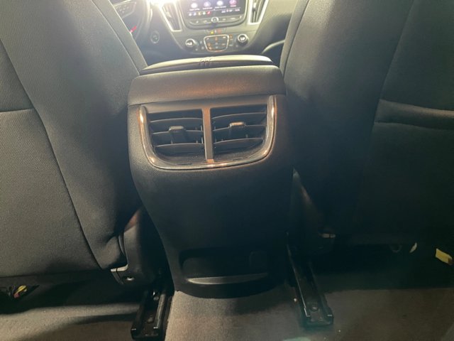 Used 2023 Chevrolet Malibu LT FWD image 17