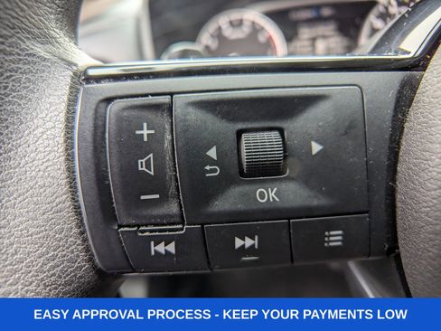 Used 2022 Nissan Rogue SV FWD image 34
