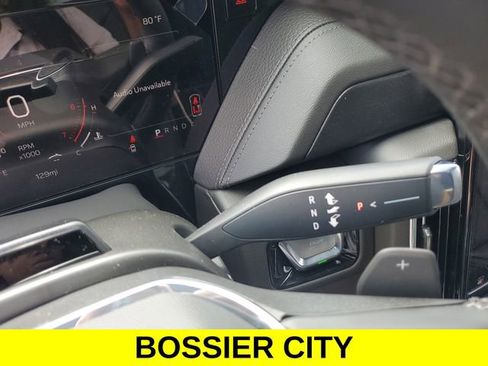 New 2026 GMC Yukon XL Denali w/ Denali Reserve Package image 26