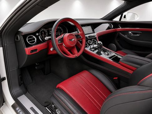 Used 2021 Bentley Continental GT AWD/4WD image 11