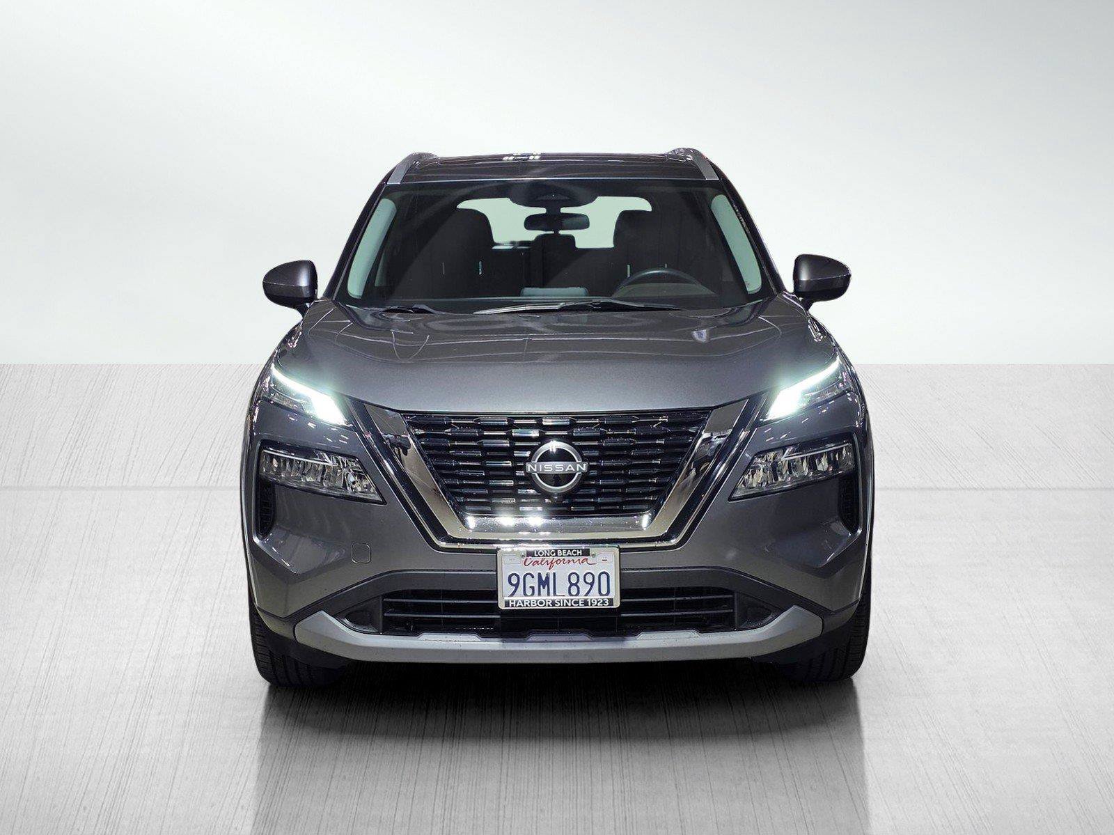 Used 2023 Nissan Rogue SV w/ SV Premium B Package AWD/4WD image 2