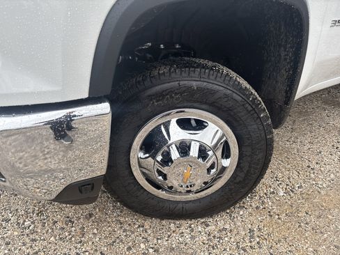 New 2026 Chevrolet Silverado 3500 LT w/ Convenience Package image 13