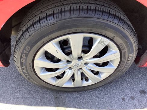 Used 2013 Toyota Corolla LE FWD image 22