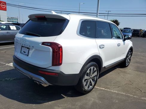 Used 2022 Kia Telluride S AWD/4WD image 4
