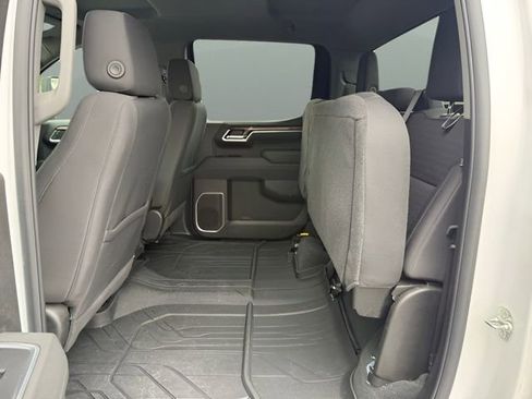 Used 2025 Chevrolet Silverado 1500 LT AWD/4WD image 16