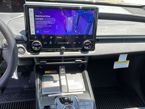 New 2026 Toyota C-HR AWD/4WD image 15
