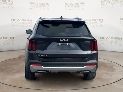 New 2026 Kia Sorento EX w/ EX Premium Package FWD image 4
