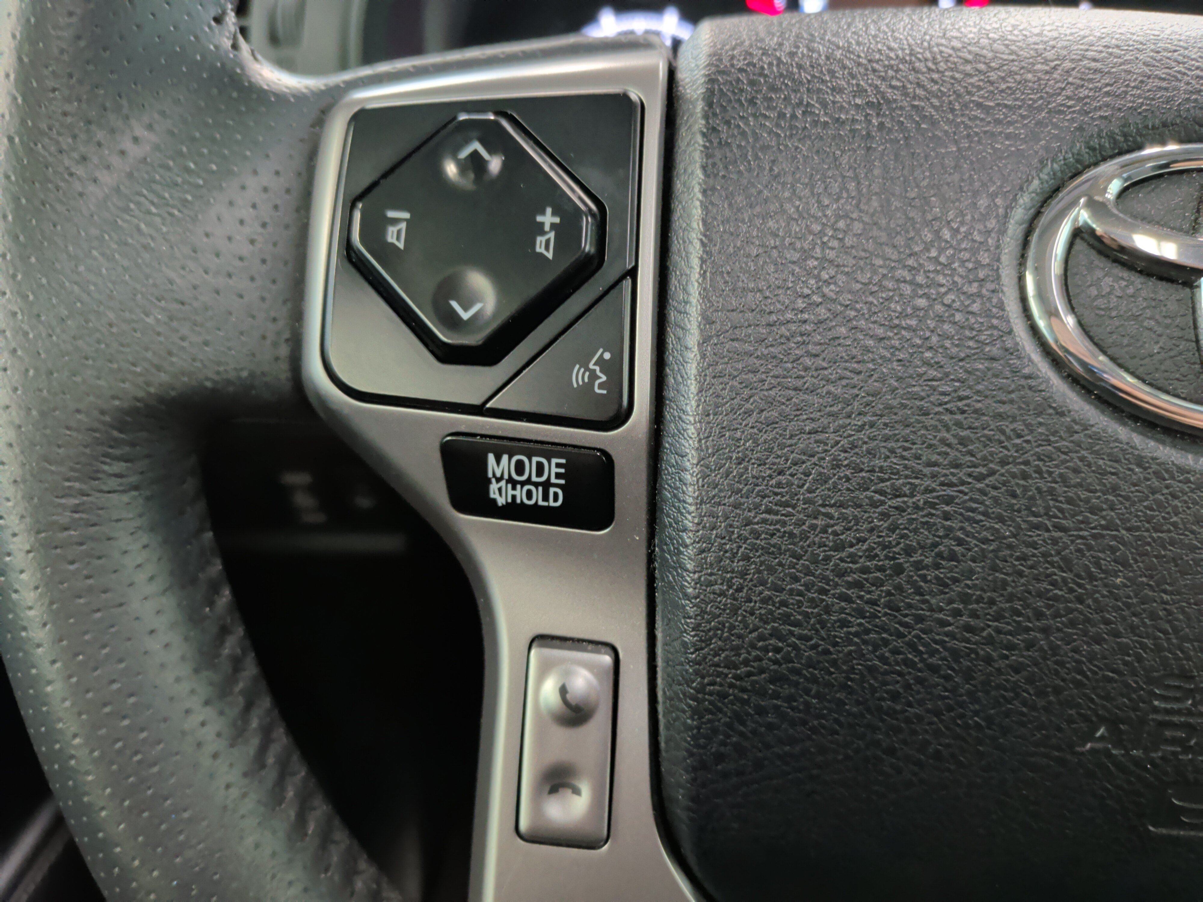 Used 2022 Toyota 4Runner SR5 Premium w/ Moonroof Package AWD/4WD image 20