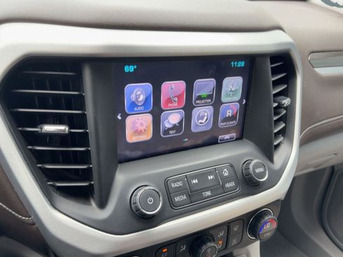 Used 2017 GMC Acadia SLT image 21