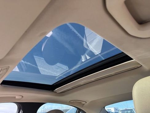 Used 2021 Mercedes-Benz C 300 4MATIC Sedan image 20