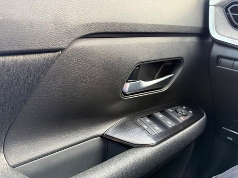 New 2026 Nissan Kicks SV image 24