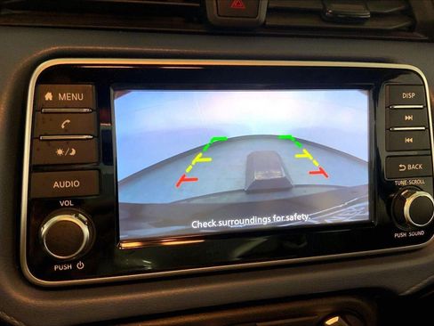 Used 2025 Nissan Versa SV FWD image 21