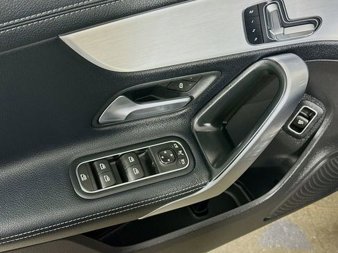 Used 2025 Mercedes-Benz CLA 250 4MATIC image 12