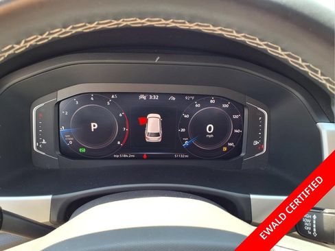 Used 2023 Volkswagen Atlas SE w/ Panoramic Sunroof Package AWD/4WD image 18