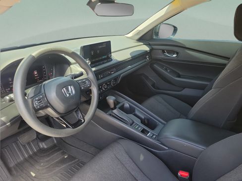 Used 2023 Honda Accord EX image 16
