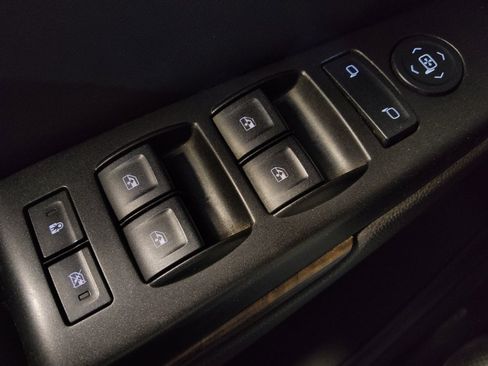 Used 2016 Chevrolet Tahoe LS RWD image 27