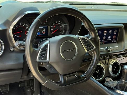 Used 2022 Chevrolet Camaro LS RWD image 12