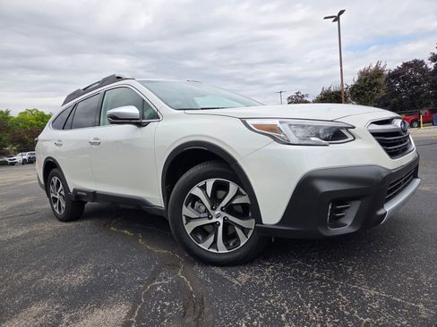 Used 2020 Subaru Outback Touring XT AWD/4WD image 4