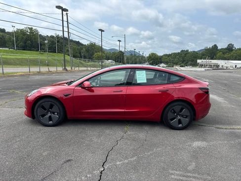 Used 2023 Tesla Model 3 Standard Range RWD image 5