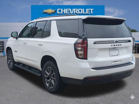 Used 2022 Chevrolet Tahoe Z71 w/ Luxury Package AWD/4WD image 4
