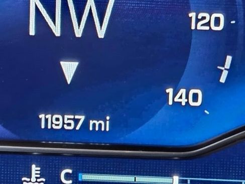 Used 2024 Chevrolet Silverado 1500 LT image 32