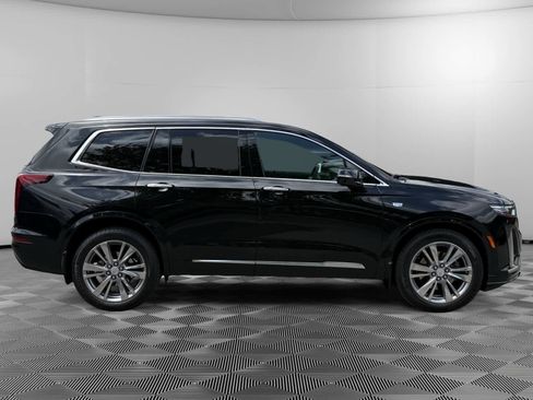 Used 2024 Cadillac XT6 Premium Luxury w/ Technology Package AWD/4WD image 6