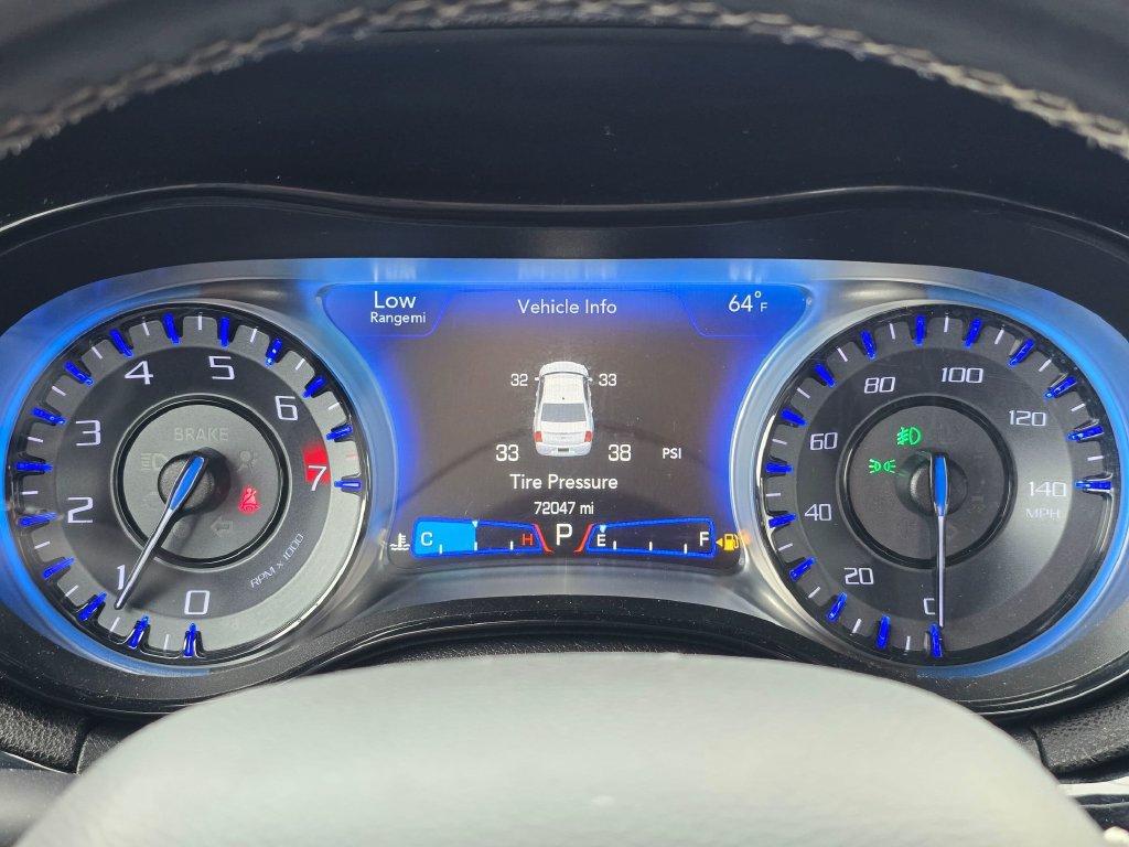 Used 2019 Chrysler 300 S AWD/4WD image 22