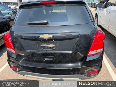 Used 2019 Chevrolet Trax LT FWD image 7