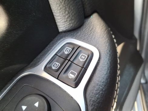 Used 2024 RAM 2500 Big Horn w/ Sport Appearance Package image 34