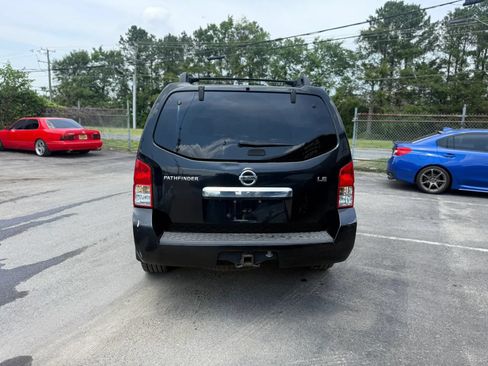 Used 2012 Nissan Pathfinder LE AWD/4WD image 4