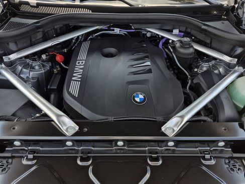 New 2026 BMW X5 sDrive40i w/ Premium Package RWD image 11