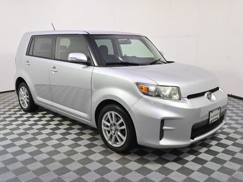 Used 2012 Scion xB image 8