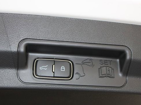 New 2026 Ford Explorer Active image 27