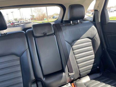 Used 2017 Ford Edge SEL w/ Equipment Group 201A AWD/4WD image 14