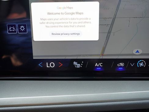 New 2026 Chevrolet Traverse LT w/ Driver Confidence Package image 15