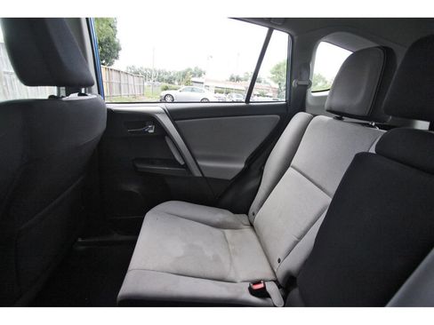 Used 2016 Toyota RAV4 XLE w/ Convenience Package FWD image 12