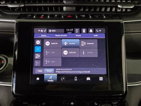 Used 2023 Jeep Grand Cherokee L Laredo image 23