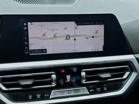 Used 2020 BMW 330i Sedan w/ Driving Assistance Package RWD image 9