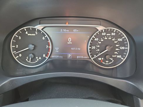 Used 2024 Nissan Altima 2.5 SV FWD image 19
