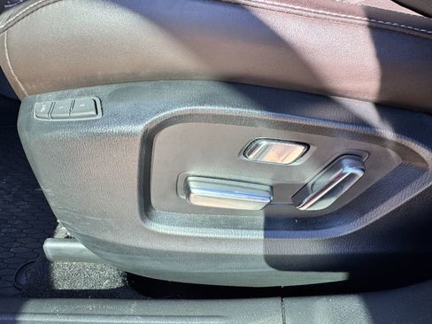 Certified 2025 MAZDA CX-5 Signature image 16