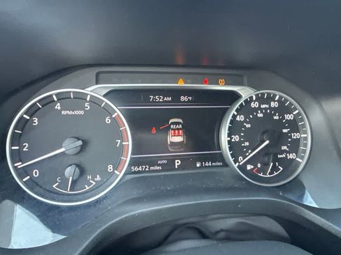 Used 2025 Nissan Rogue SV AWD/4WD image 17